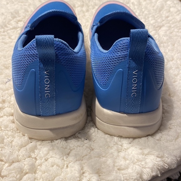 Womens Vionic slip on casual sneaker/shoe size 12 - Picture 3 of 5